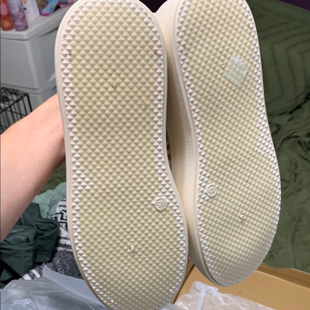 Crochet Platform Shoes - Picture 12 of 12